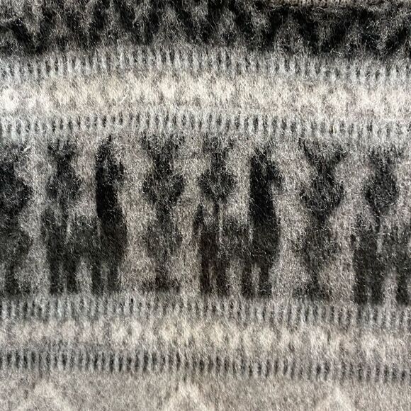 Kuri artesanians Alpaca hand knit heavyweight sweater/Beautiful/soft/small - Picture 5 of 5